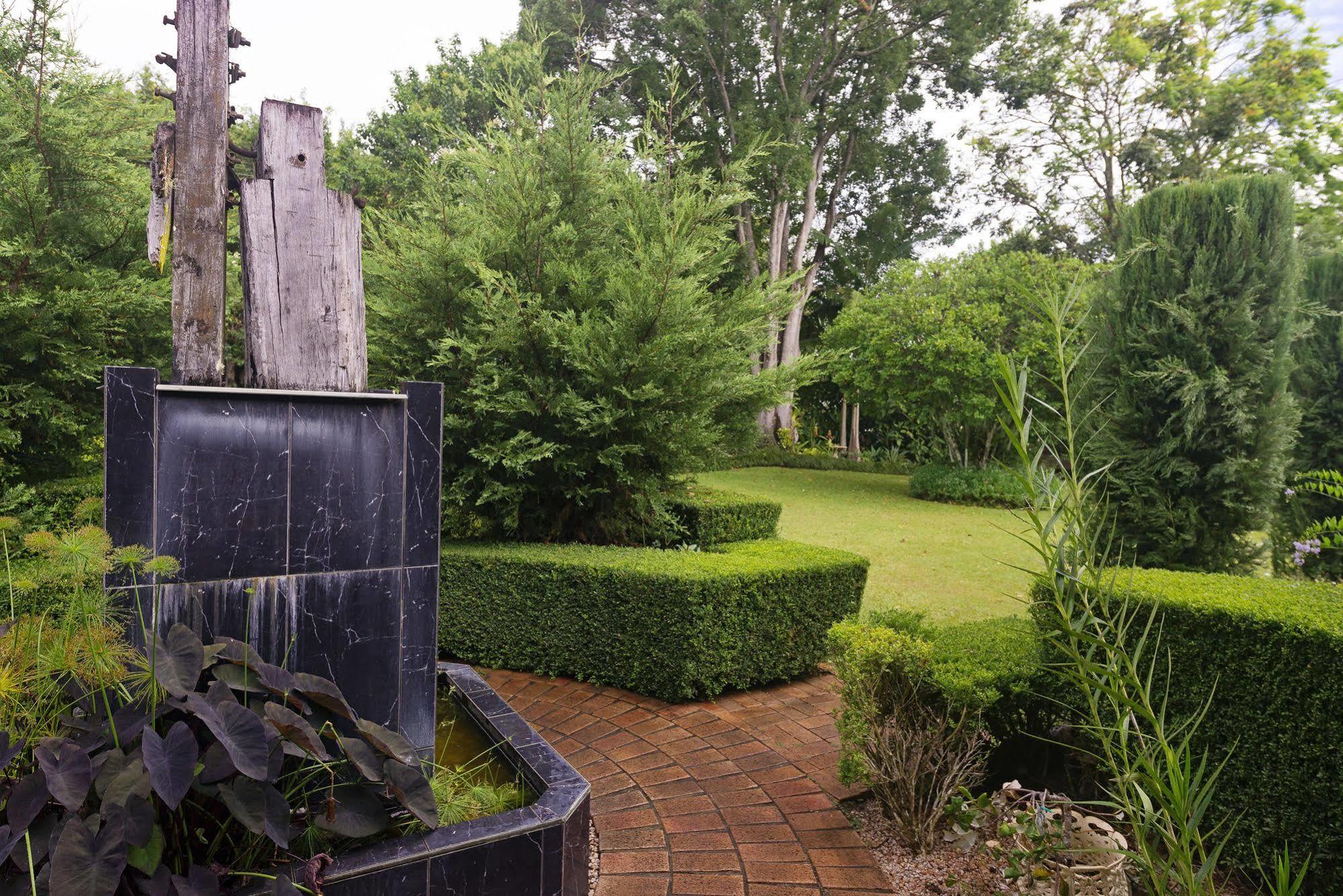 Allumbah Pocket Cottages Yungaburra Buitenkant foto